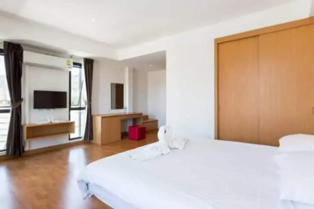 Buk Inn Hotel Kamala Beach - photo 5