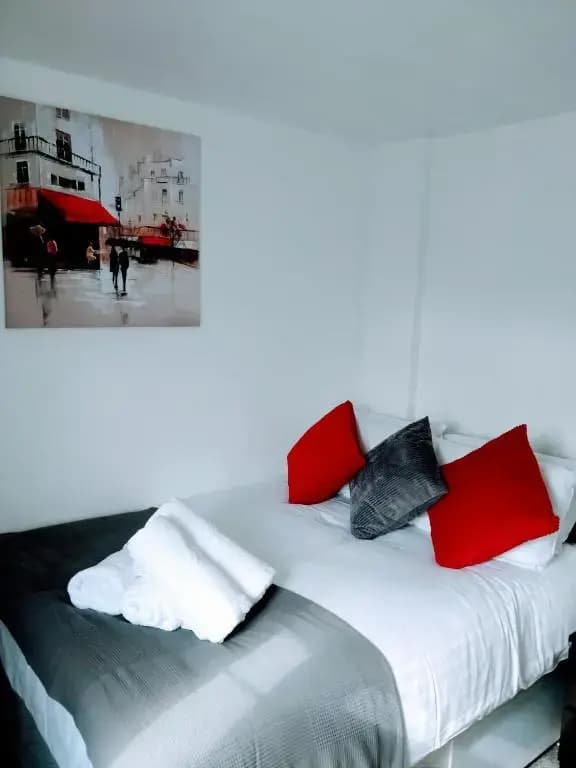 Walter House - main photo