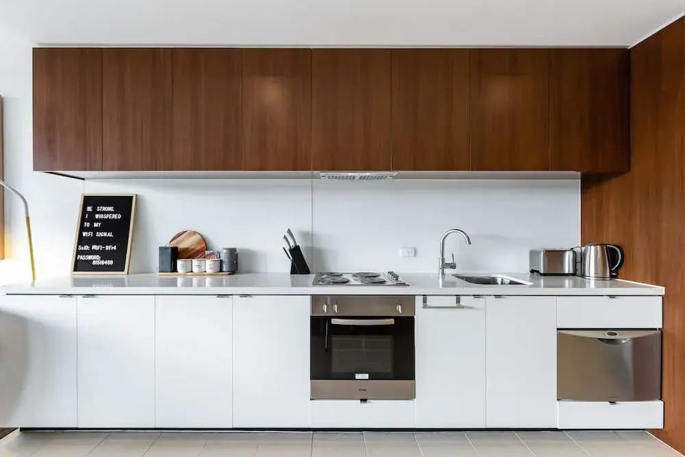Ella, 1BDR Melbourne Apartment - photo 9