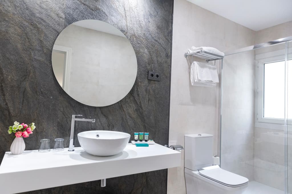 Hotel Serrano - photo 8