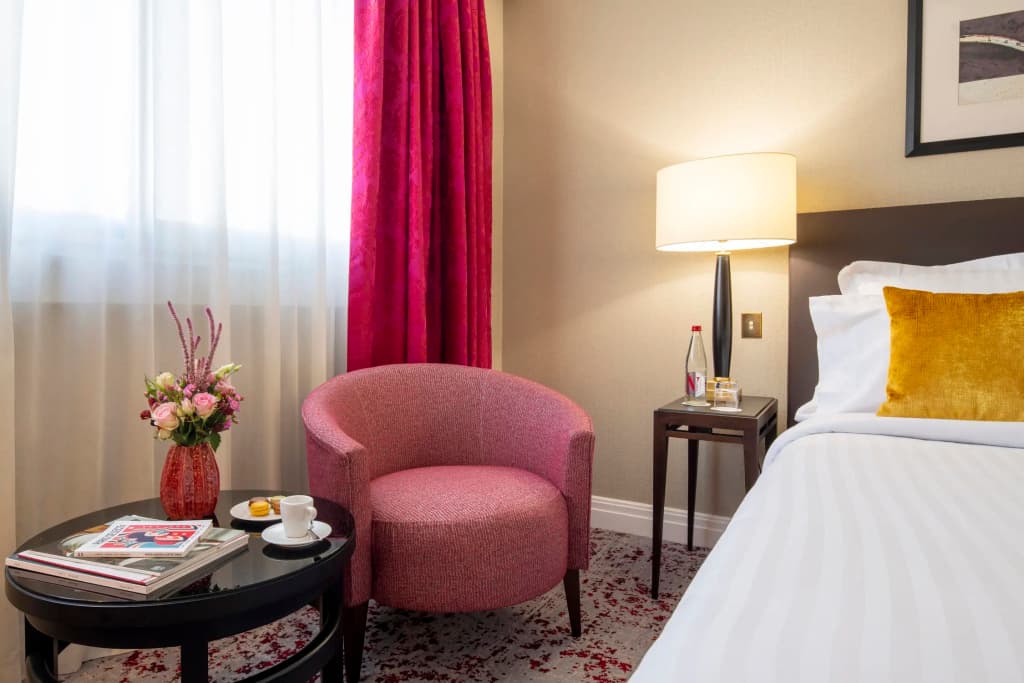 Warwick Champs-Elysées Hotel - photo 37