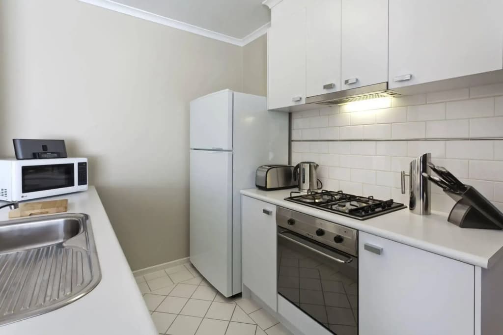 StayCentral - Cityside on Whiteman - photo 13