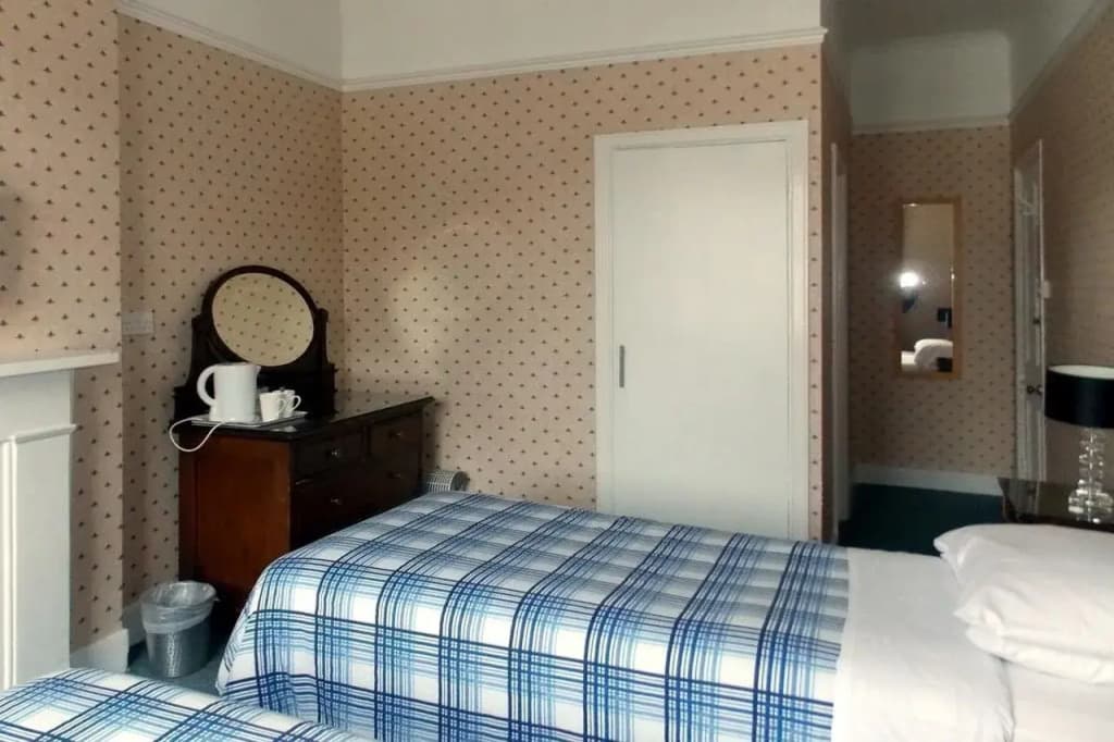 Dillons Hotel - B&B - photo 4