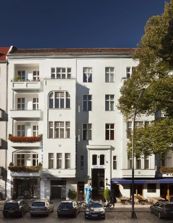Hotel Vivaldi - photo 1