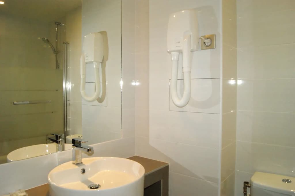 Hotel d'Amiens - photo 8