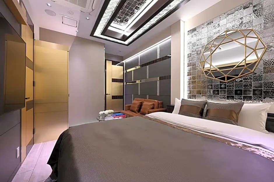 Hotel Varkin Annex - photo 3