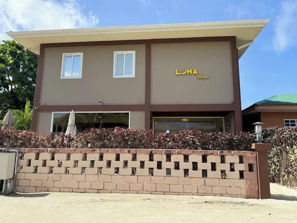 Luna lodge - photo 20