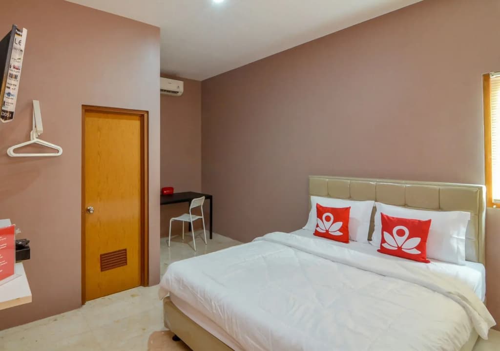 ZEN Rooms Basic Meruya Selatan - photo 2