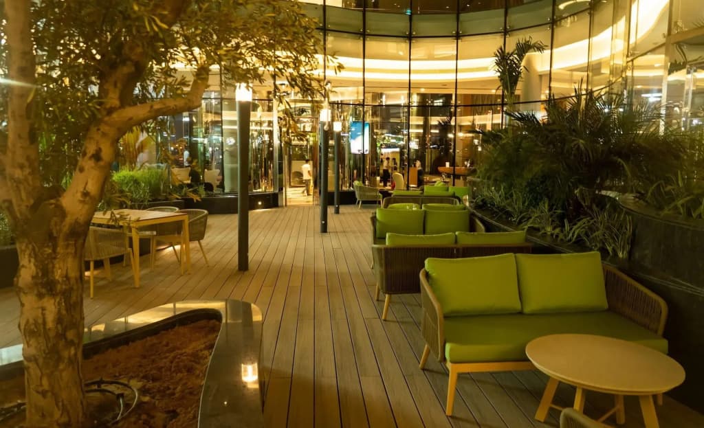 Al Khoory Sky Garden Hotel - photo 2