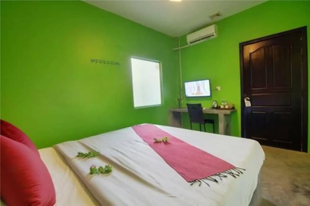 The Luxury Concept Hostel - photo 3