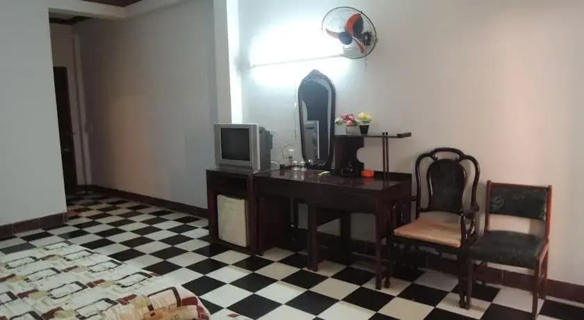 Phi Long Hotel - photo 6