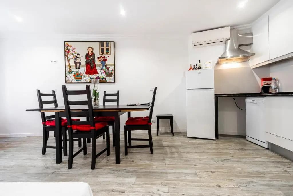 Castle Inn Lisbon Apartments - photo 21