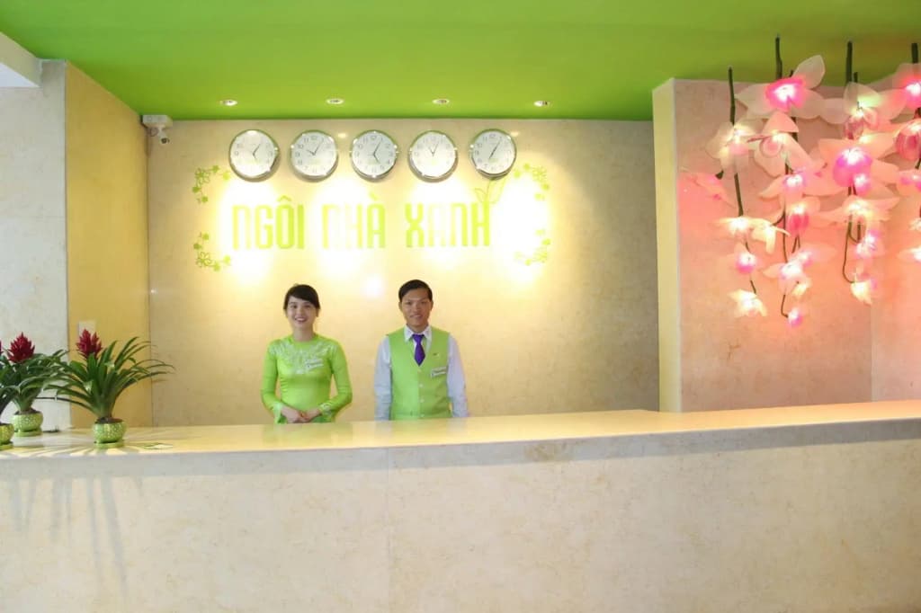 Ngoi Nha Xanh - photo 20