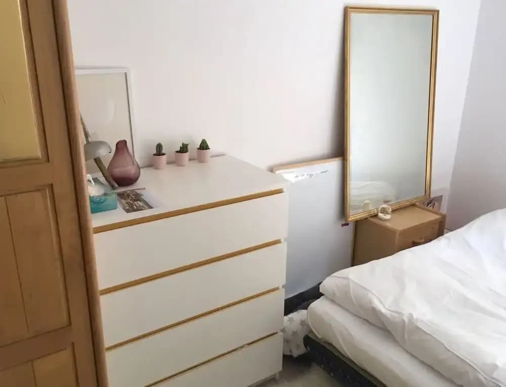 Flat In Le Marais With 2 Bedrooms - photo 1