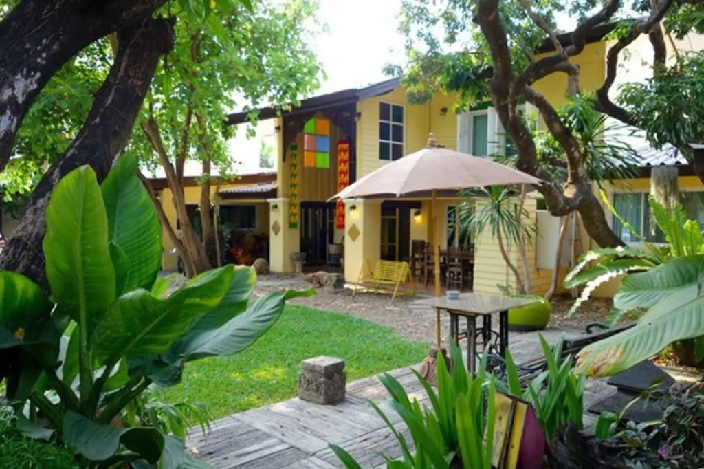 Bunthomstan Guesthouse - photo 12