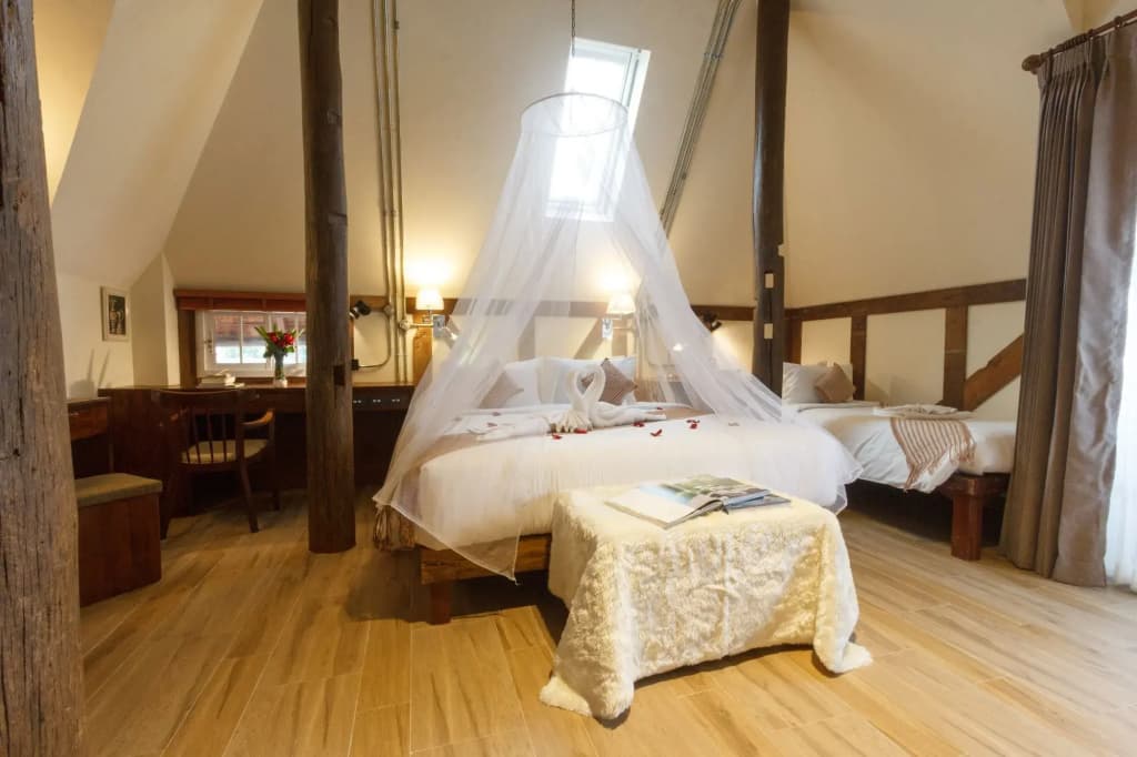 Le Charcoa Hotel - photo 7