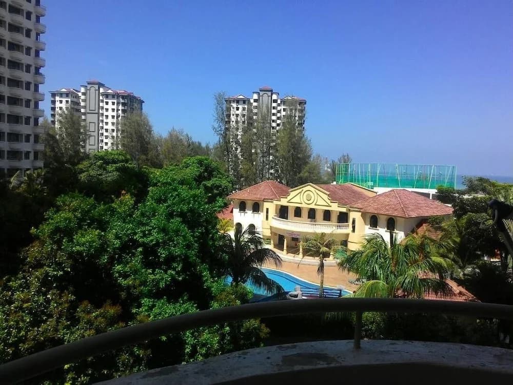 Eden Seaview Condominium II - photo 15