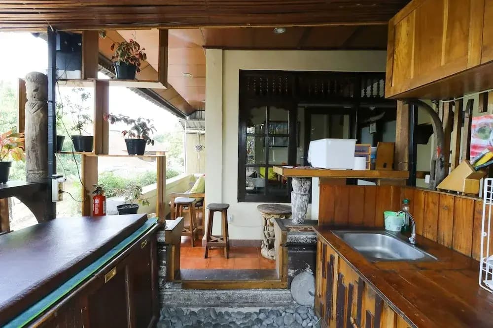 RW Downtown Hostel Ubud - photo 9