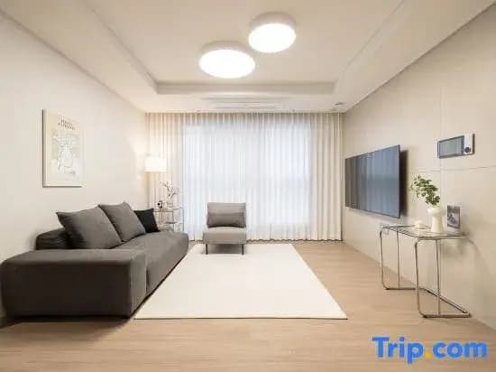 Mount Air Condo - photo 5