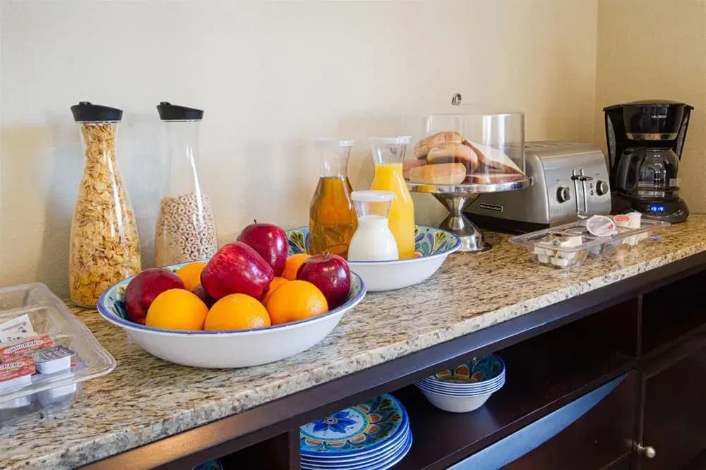 Sun And Surf Inn - photo 12