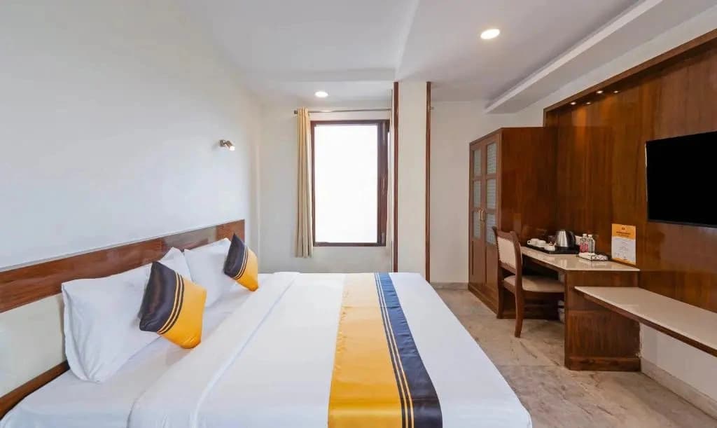 Itsy Hotels Svaruchi Inn - photo 4