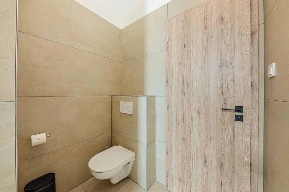 The Other Side - Spacious 3BR with Jacuzzi and Private Sauna - photo 7