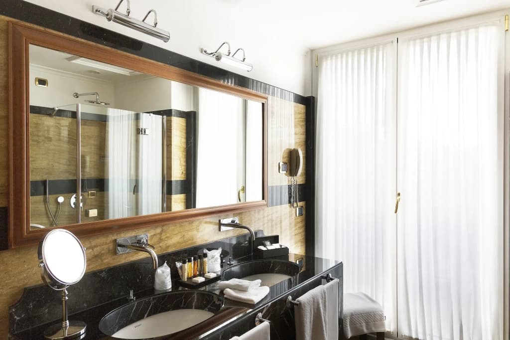 Hotel Manzoni - photo 17