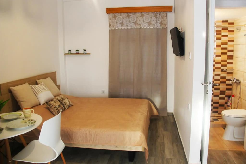 Fully renovated small & cosy studio - photo 1