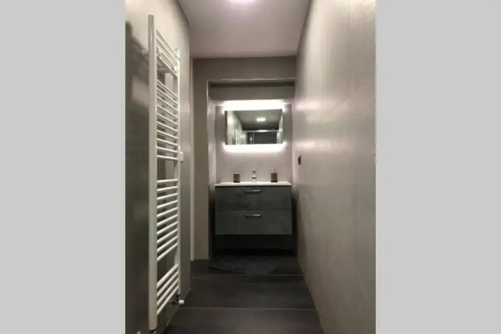 Marghera district apartment - photo 9