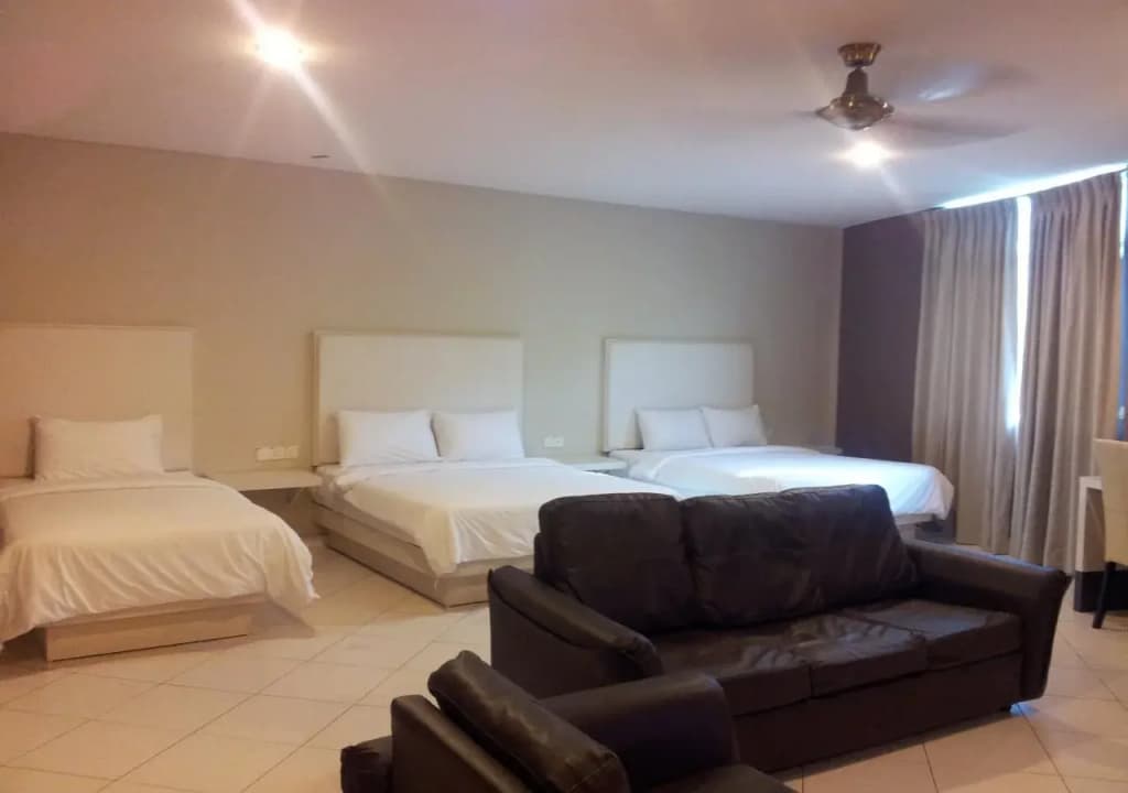 SR Inn - photo 5