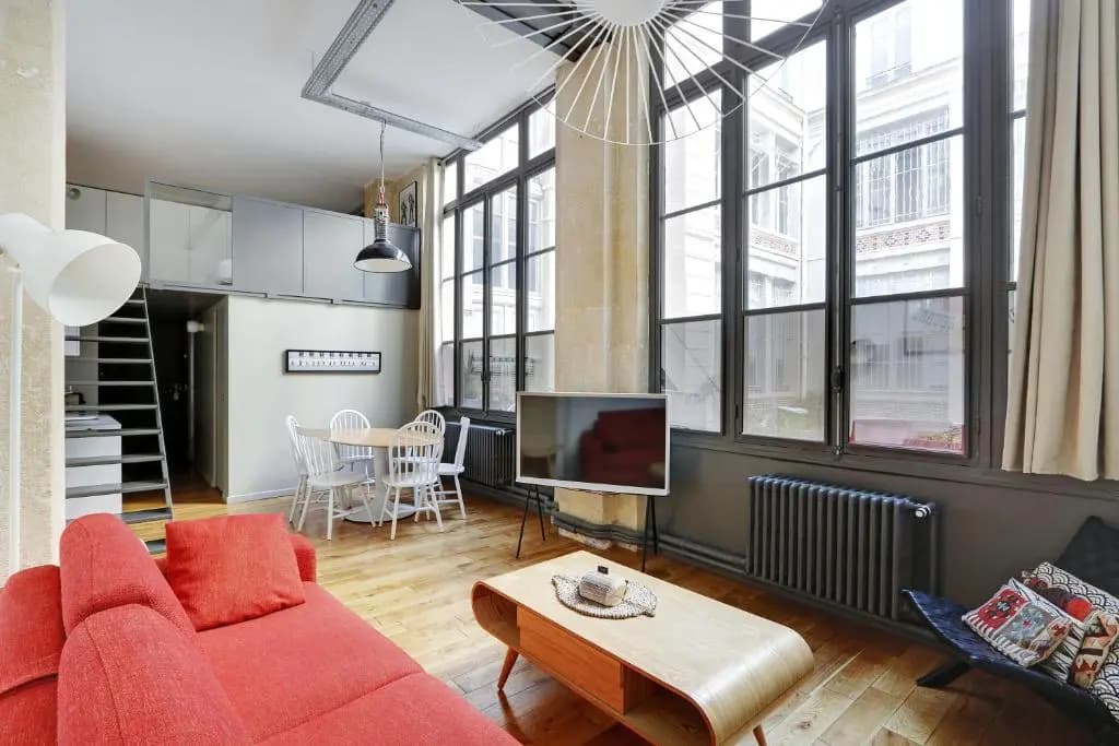 Pick A Flat's Apartment in Porte Saint Denis - rue d'Hauteville - photo 2