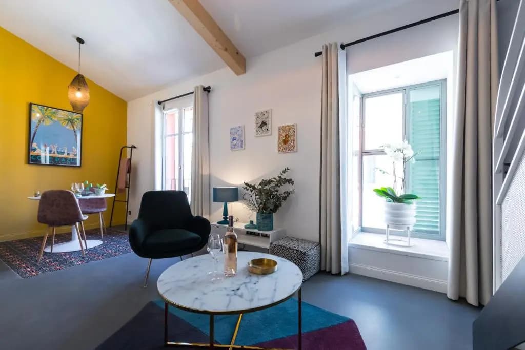 L'Abeille Boutique Apartments - photo 6