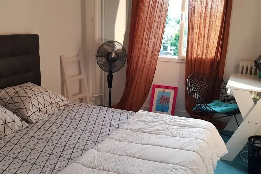 Spacious 2 Bedroom Apartment in Le Quartier Latin - photo 2
