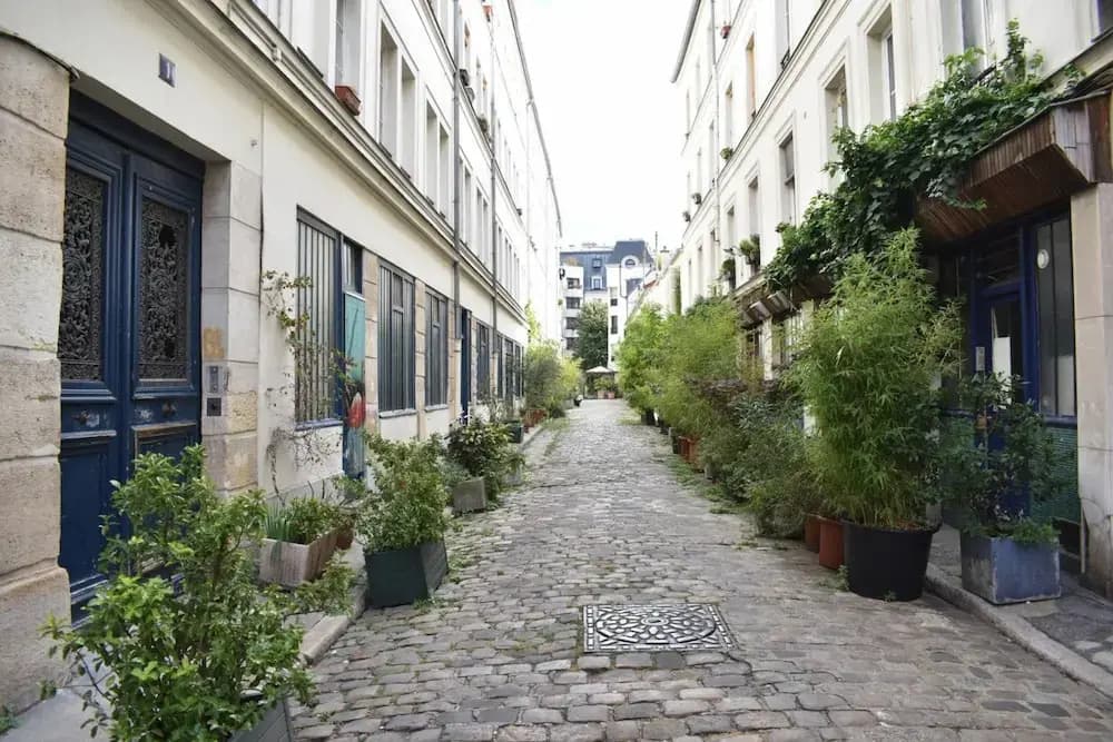 Charming Apartment in Oberkampf Area - photo 1