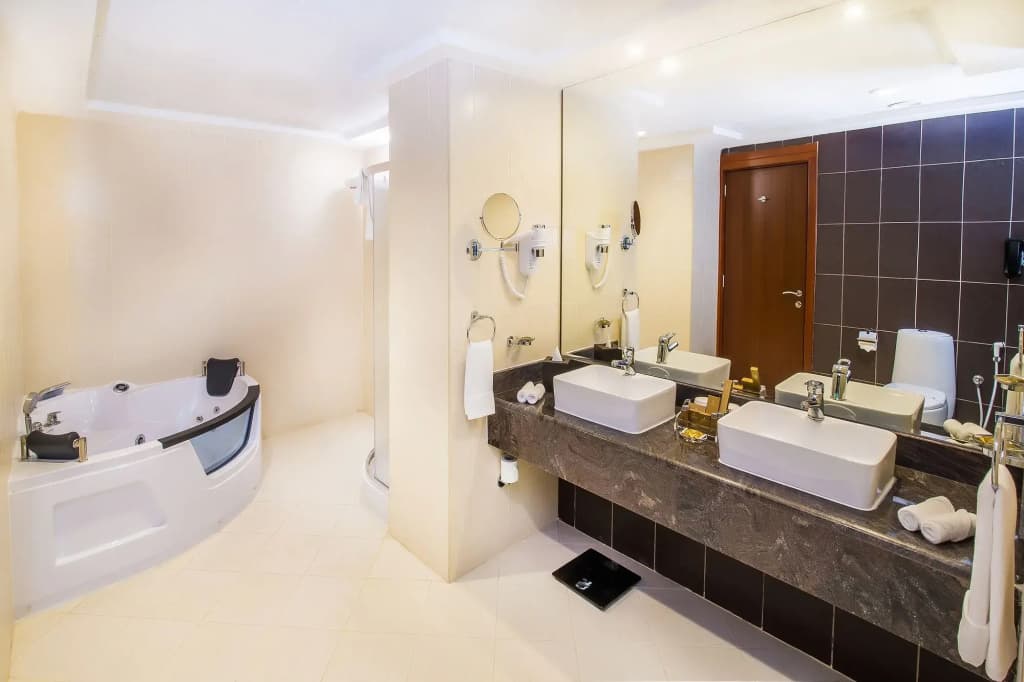 V Hotel Fujairah - photo 9