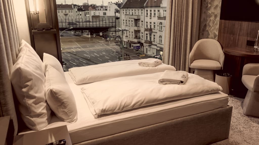 Bellman Hotel - photo 3