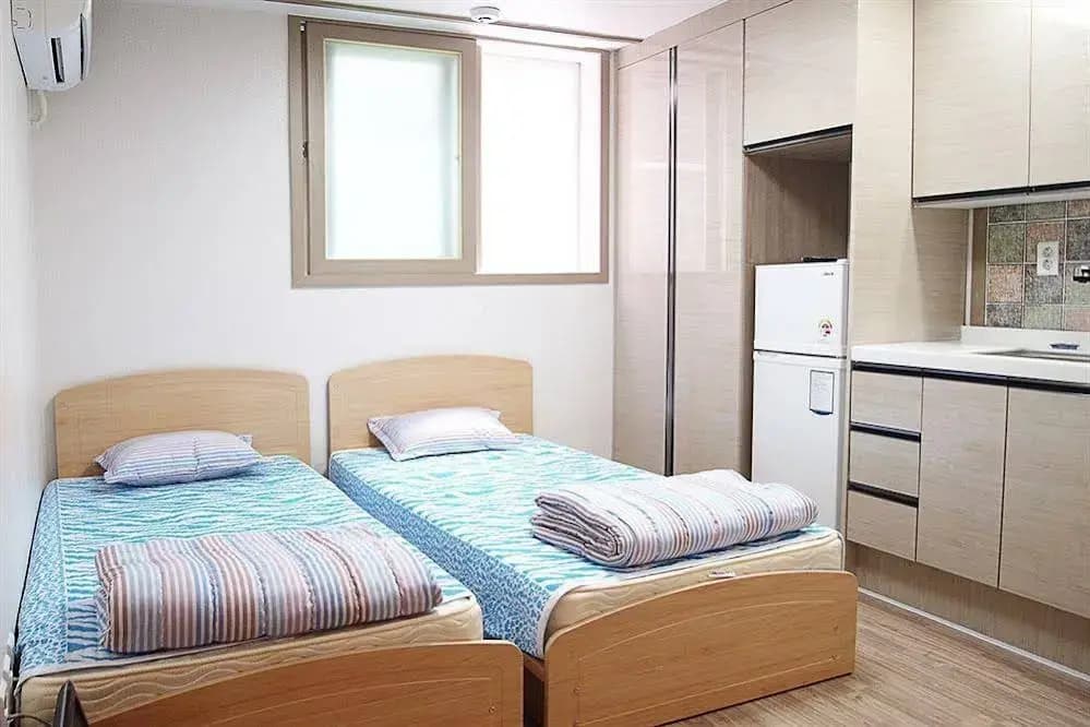 KW Pencil Hostel - photo 4