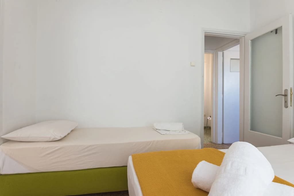 Super Paradise Apartments - photo 8