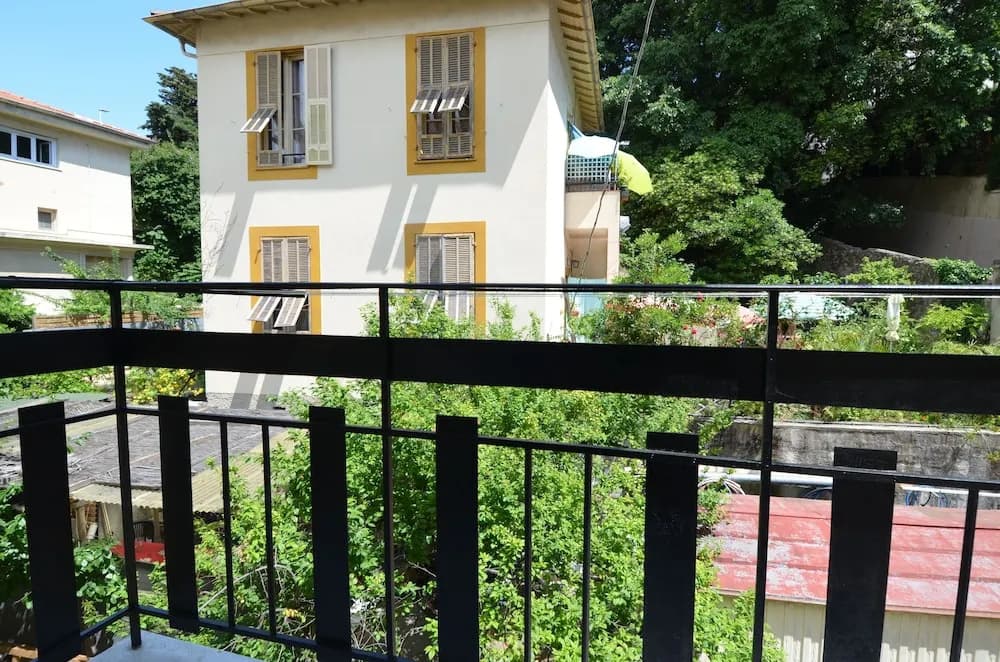 Quiet Modern Studio In The Heights Of The Port Of Nice - photo 12