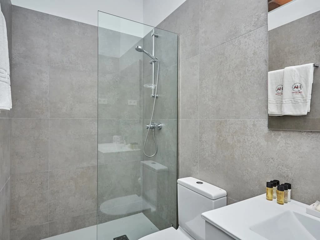 UD Apartments - Marina Vintage with balcony (3BR) - photo 8