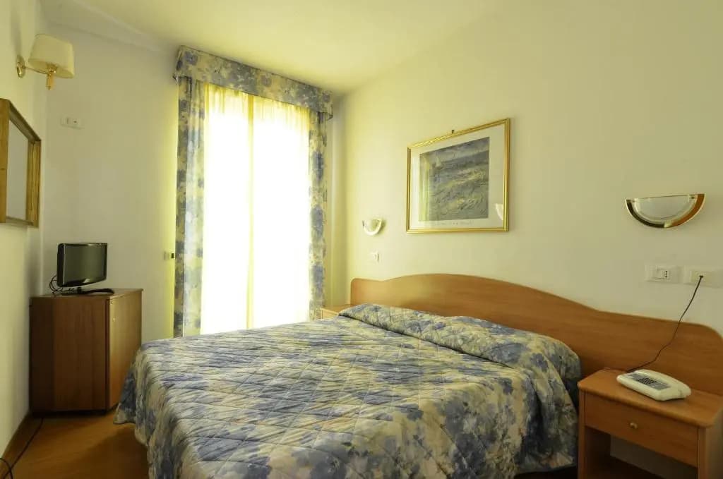 Tirreno Hotel - photo 9