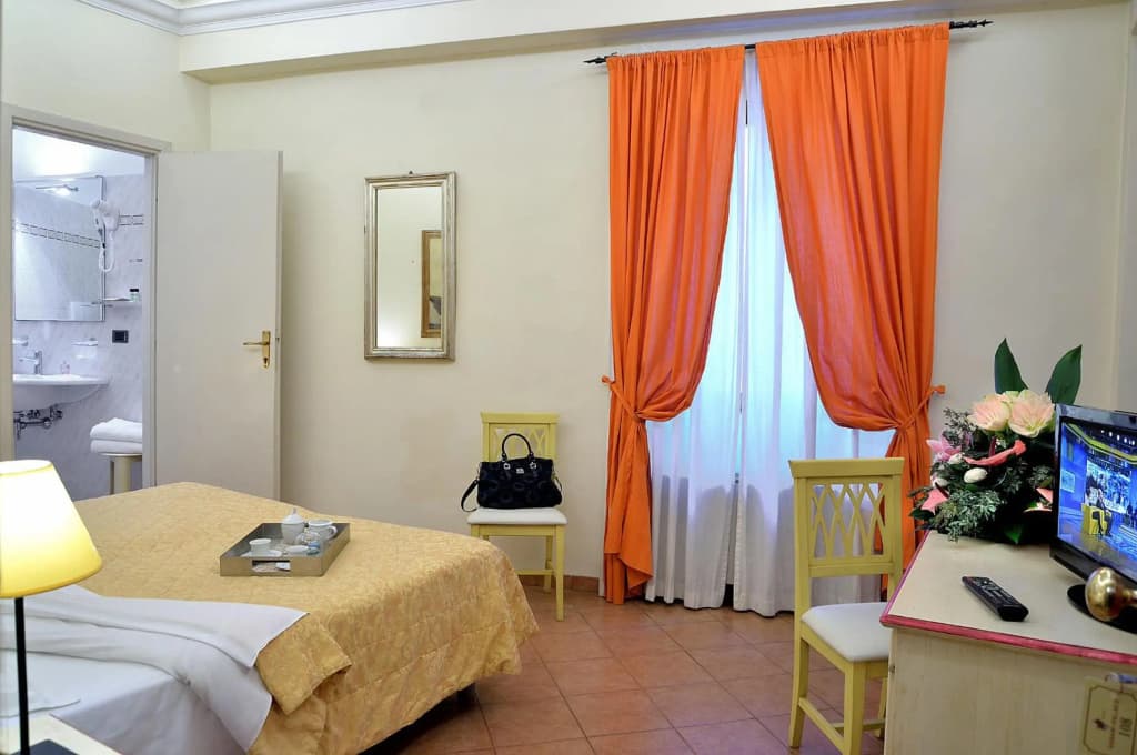 Hotel Vasari - photo 6