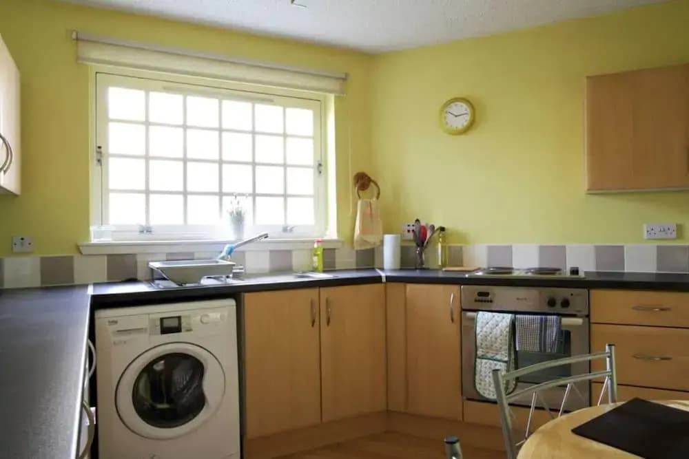 1 Bedroom Apartment By The Meadows - photo 10