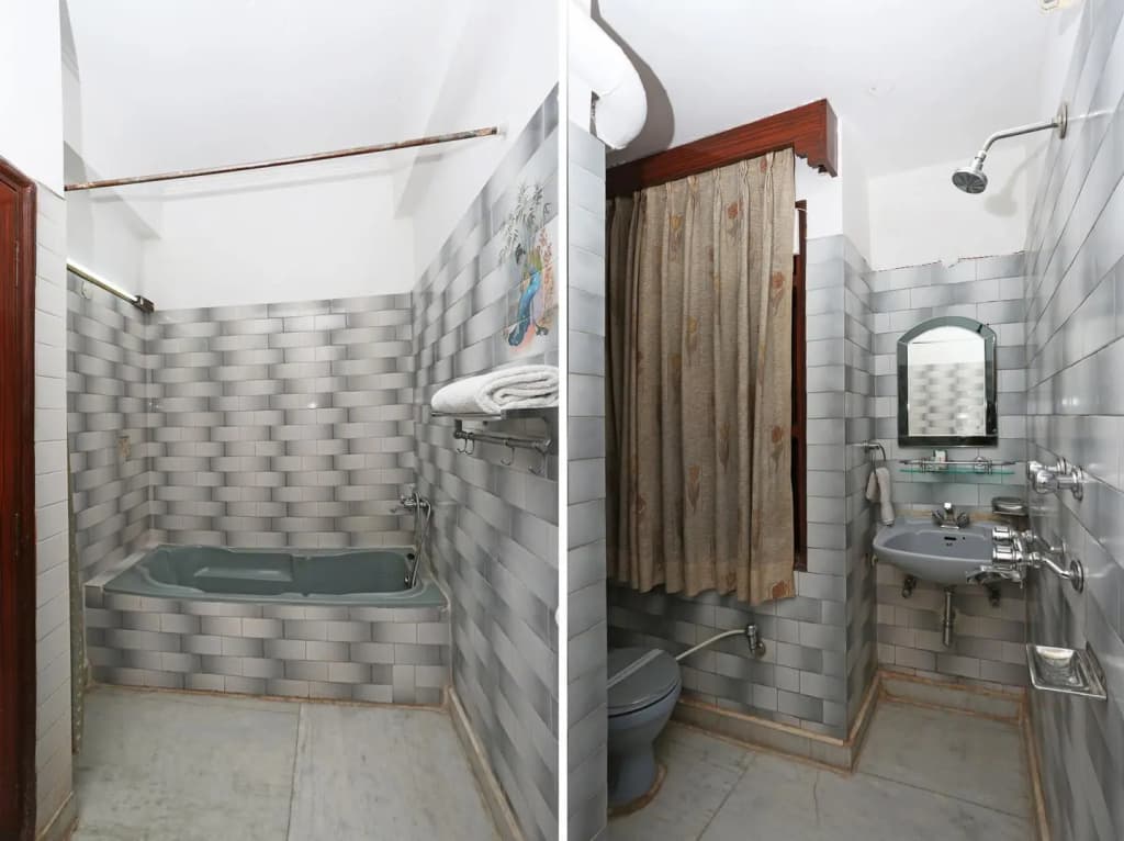 Hotel City Castle Karol Bagh - photo 7