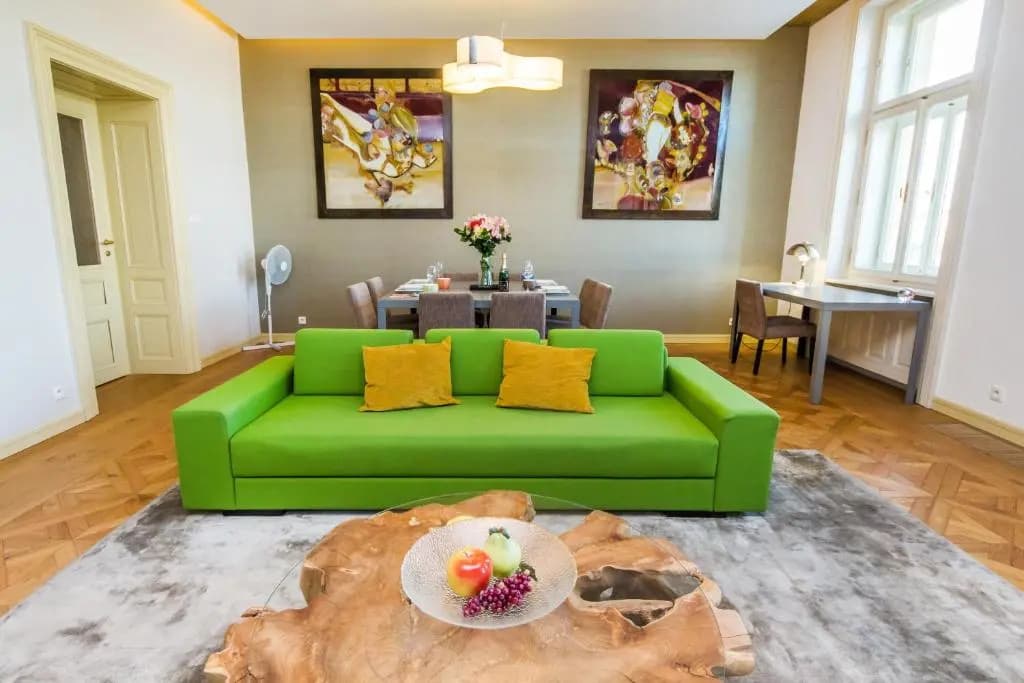 Bellevue Apartment - photo 4