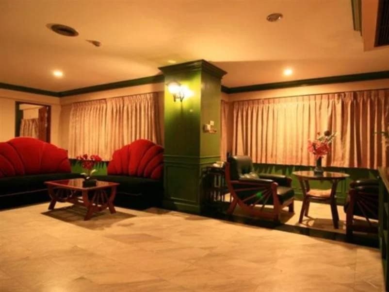 13 Coins Tower Ratchada Hotel - photo 3