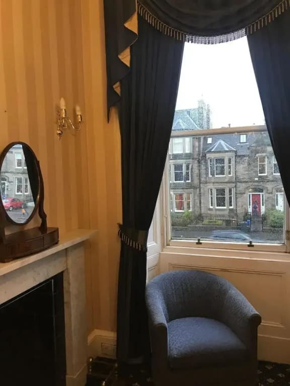 The Alexander Guest House - photo 4