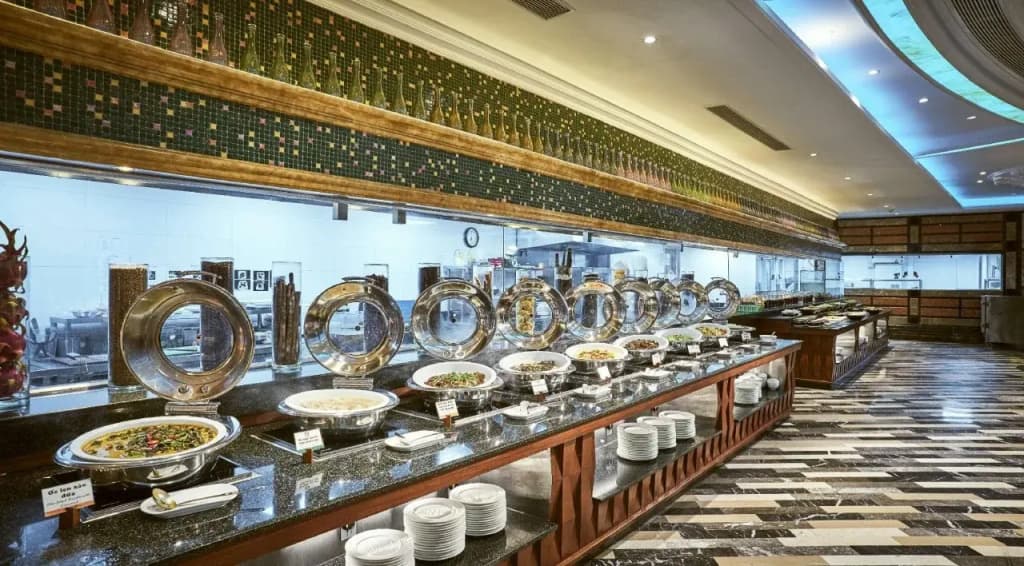 Windsor Plaza Hotel - photo 28