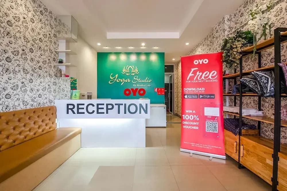 OYO 281 The Reader Cafe and Room - photo 17