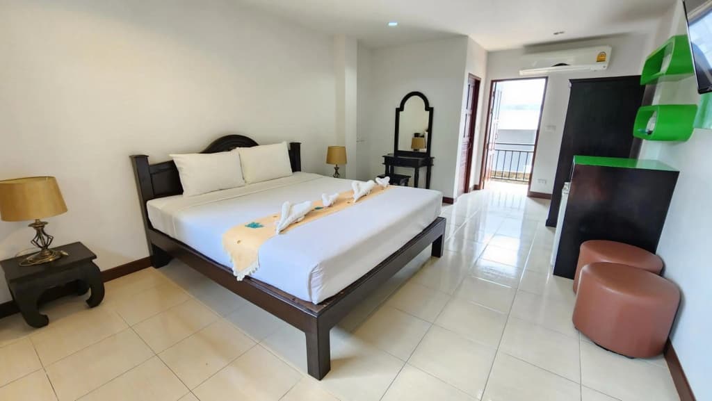 Panupong Hotel - photo 3